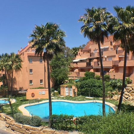 2236-Lovely Groundfloor With Pool View Casares Zewnętrze zdjęcie